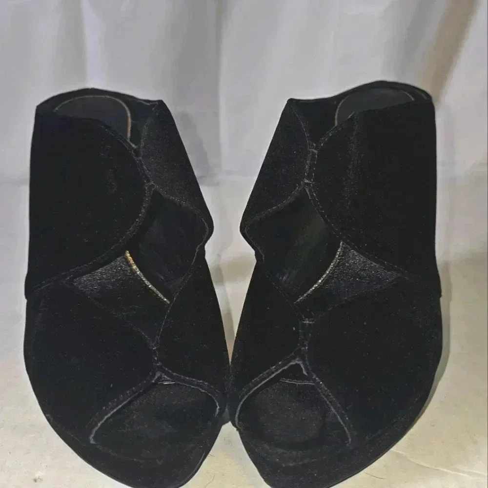 Adrianna Papell Garret Mules Black Velvet Womens SZ 10